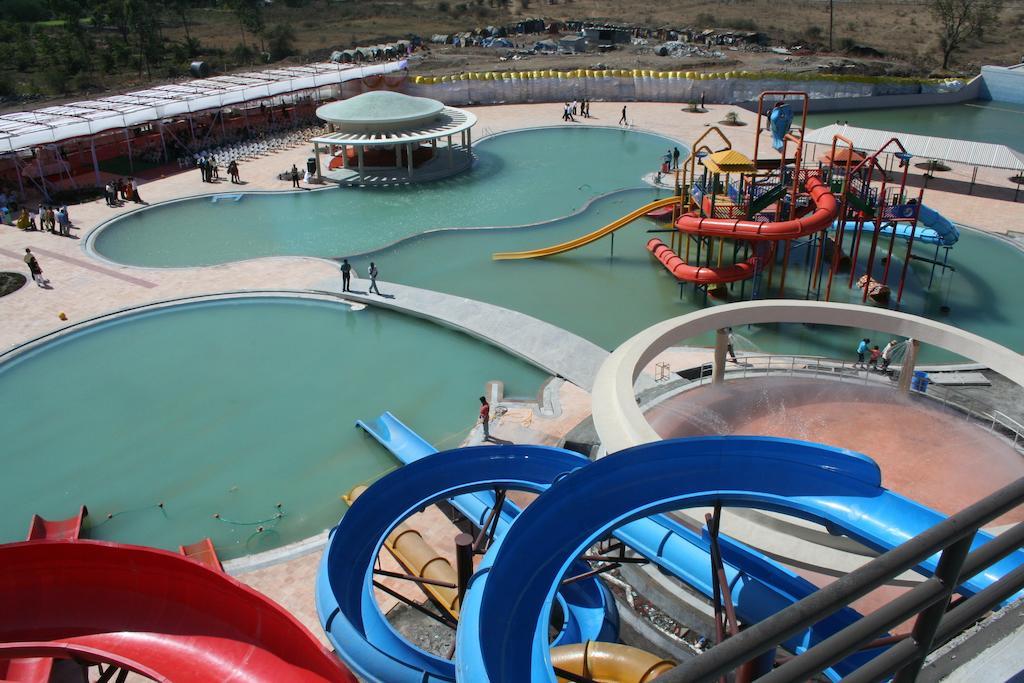 Sentosa Resorts & Water Park Chinchvad Экстерьер фото